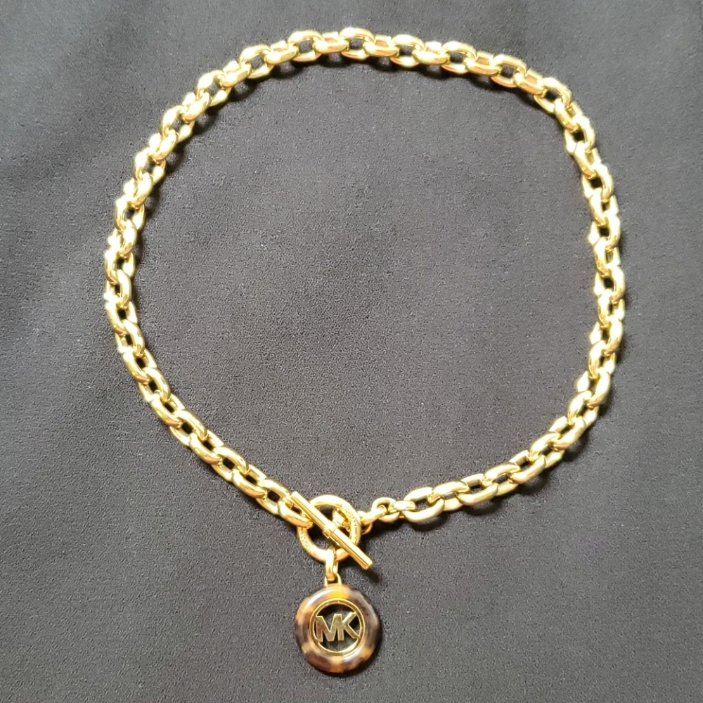Michael Kors Toggle Necklace